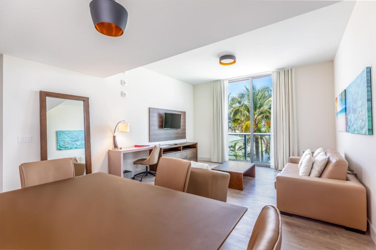 Stylish Private Beach Condo In Hollywood Fl, 3Min Walk To Hollywood Beach Extérieur photo