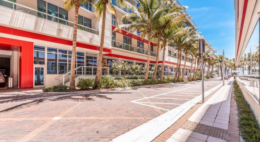 Stylish Private Beach Condo In Hollywood Fl, 3Min Walk To Hollywood Beach Extérieur photo